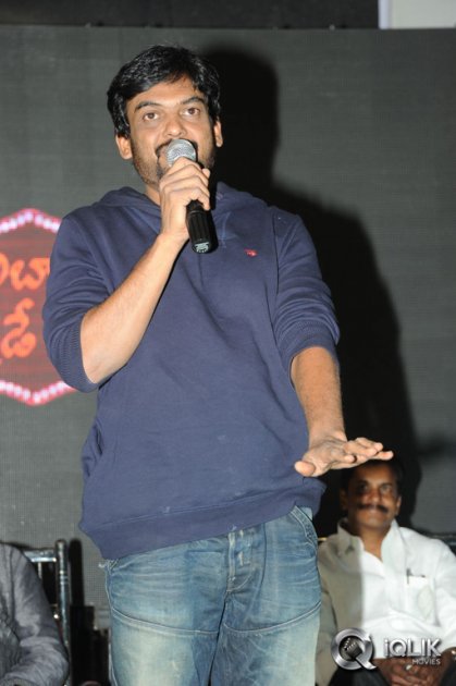 Ali-Baba-Okkade-Donga-Movie-Platinum-Disc-Function